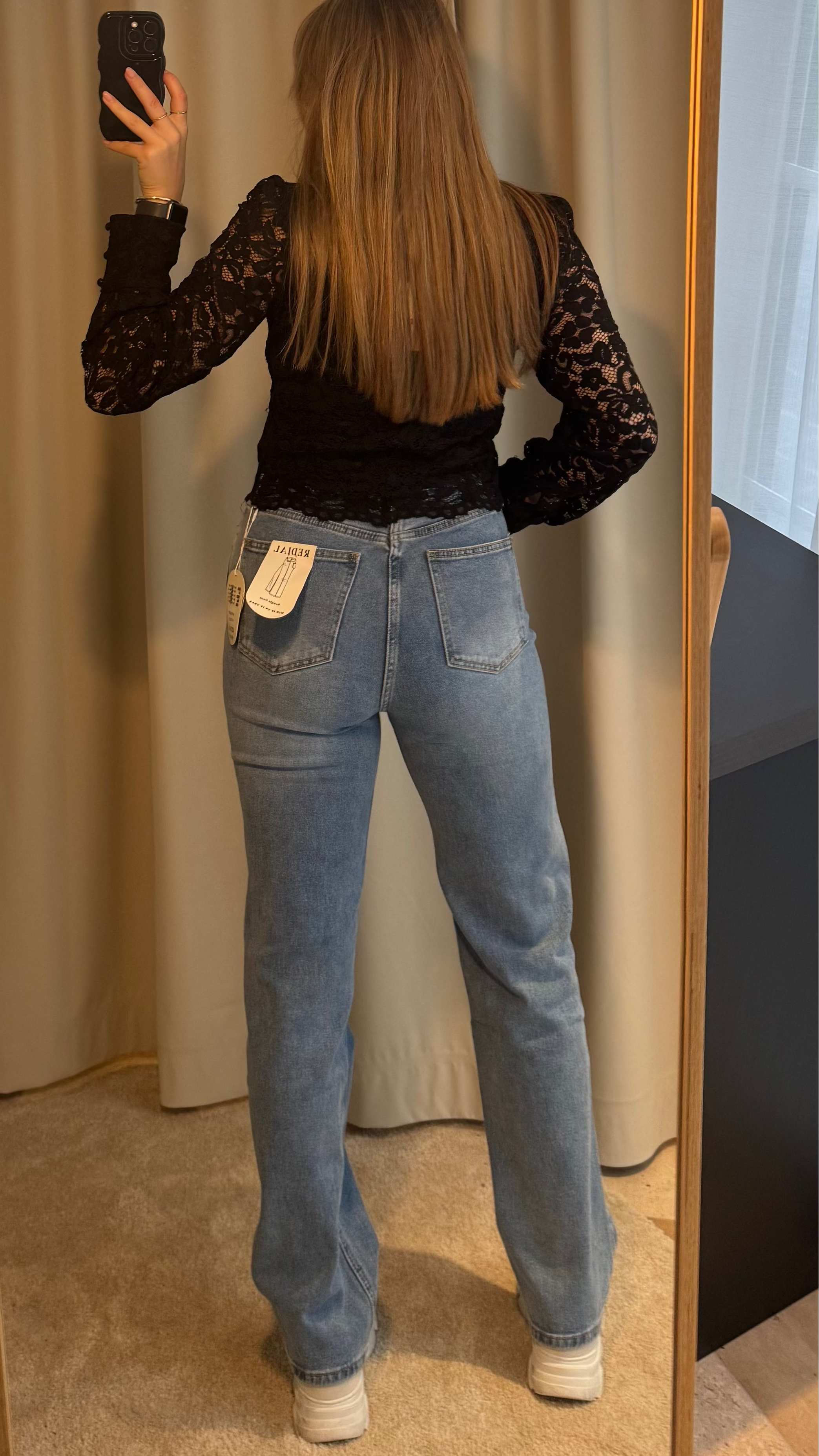 Ella Straight leg jeans