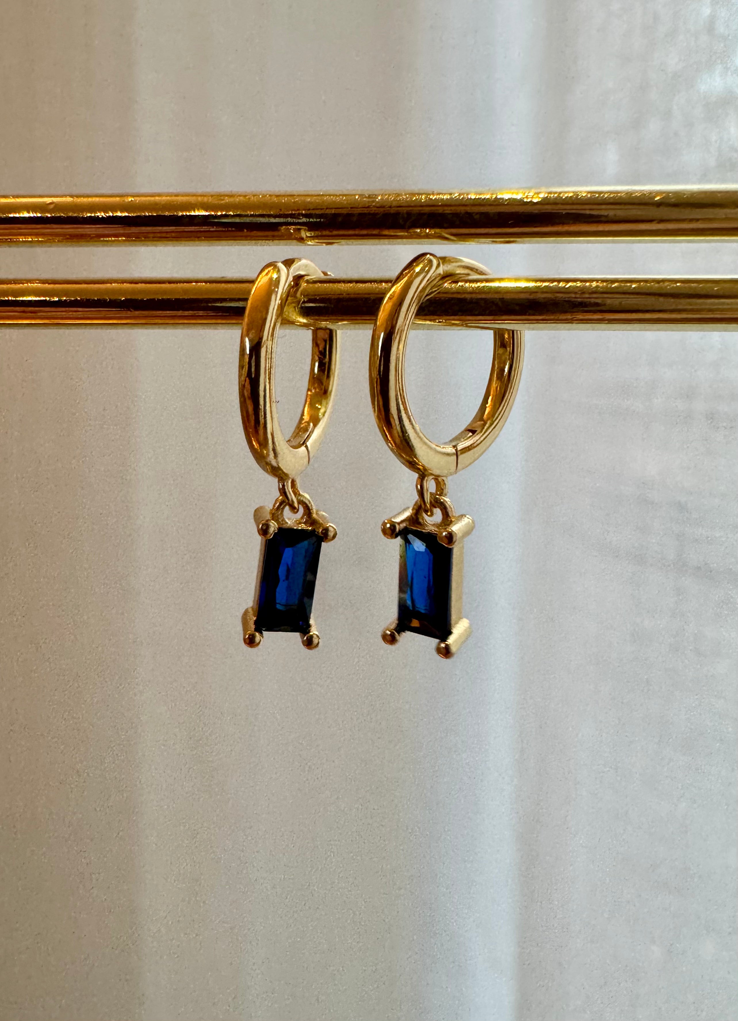 Classic drop oorbellen