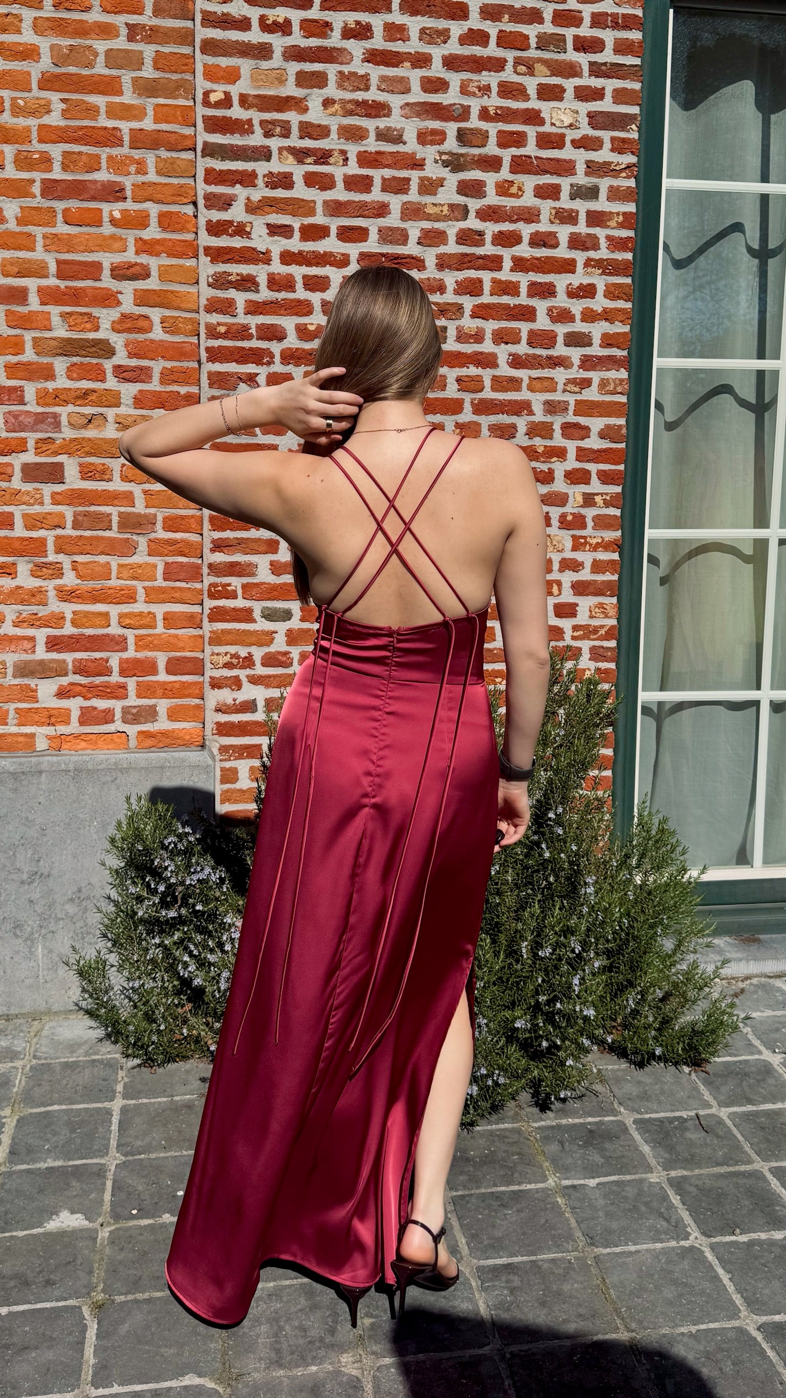 Lang satijnen kleed